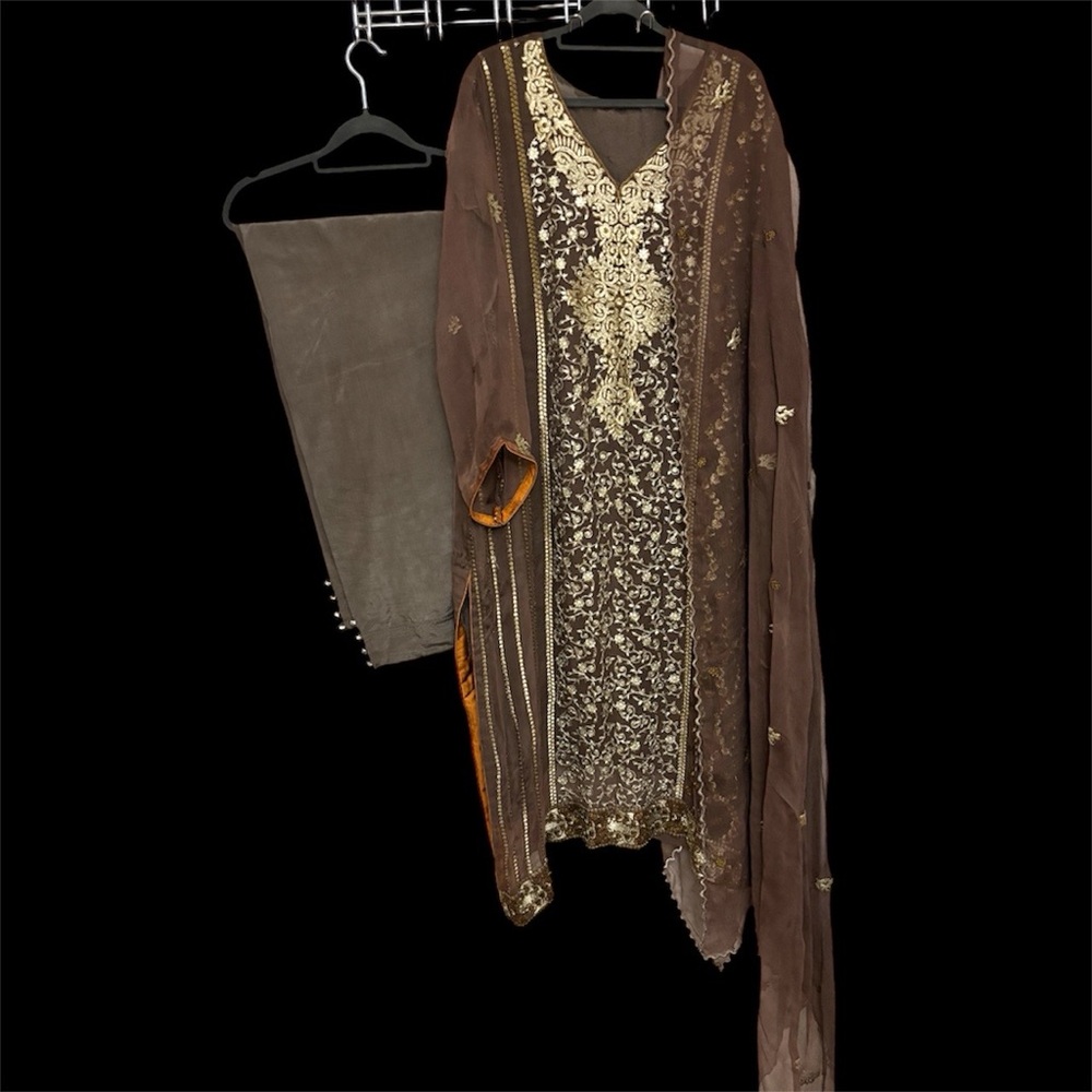 Plus shalwar Kameez 3X bust 54